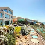 House By The Ocean